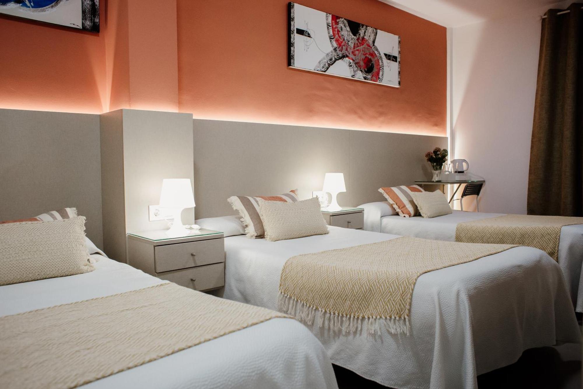 Apartamentos Turisticos Mastil 16 Málaga Exteriör bild