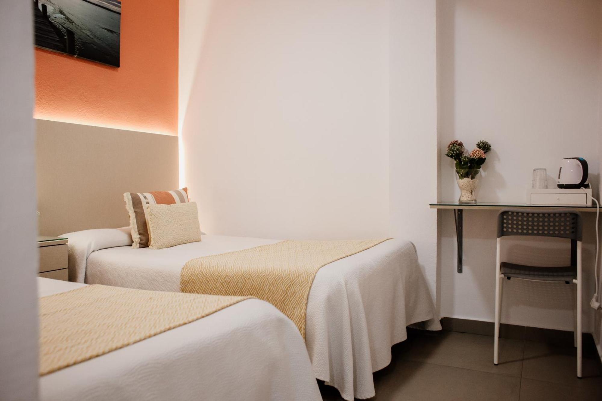 Apartamentos Turisticos Mastil 16 Málaga Exteriör bild