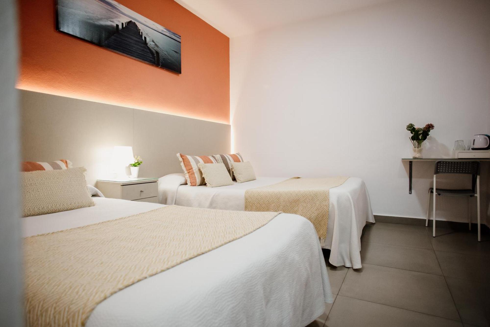 Apartamentos Turisticos Mastil 16 Málaga Exteriör bild