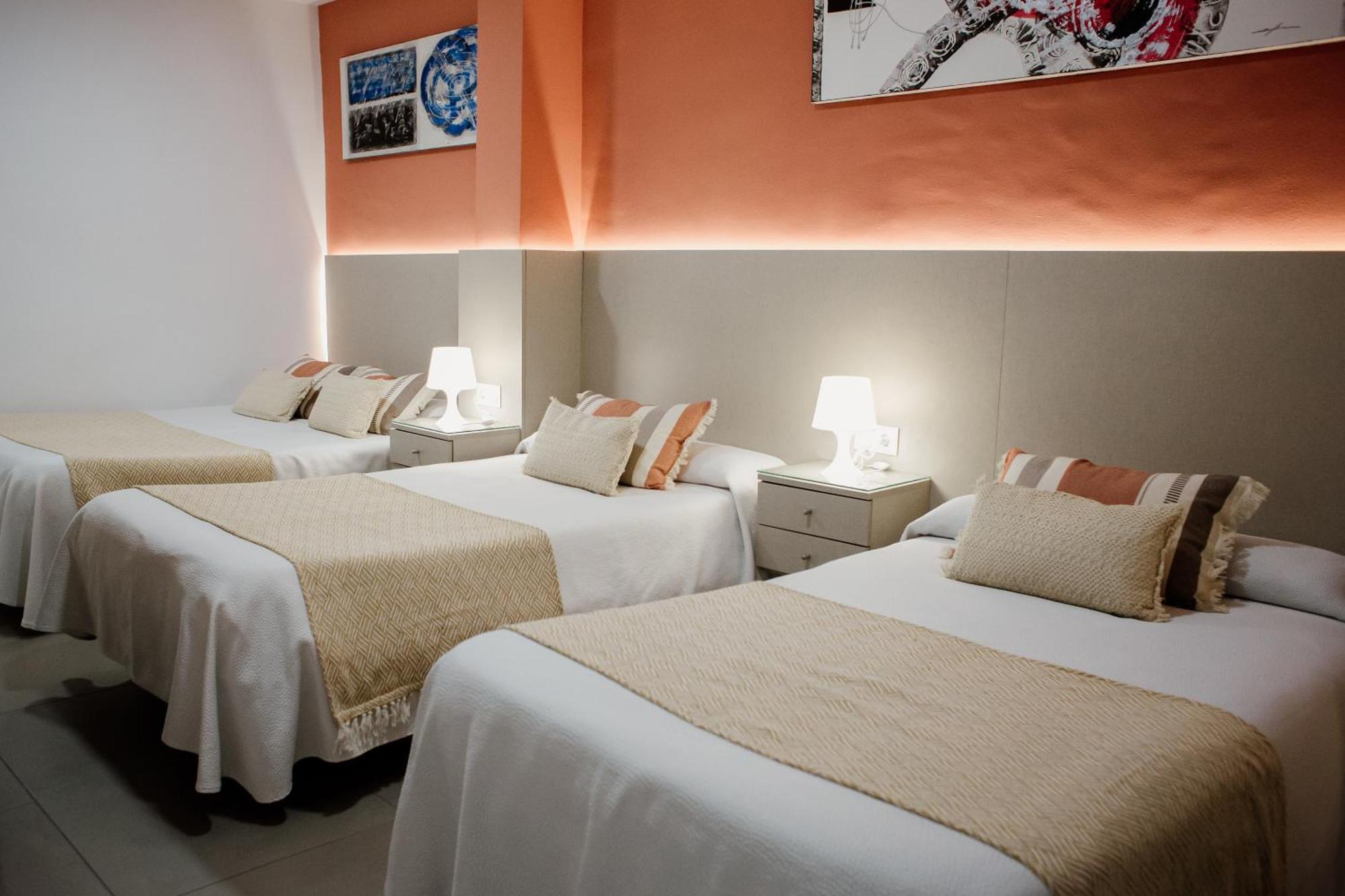 Apartamentos Turisticos Mastil 16 Málaga Exteriör bild
