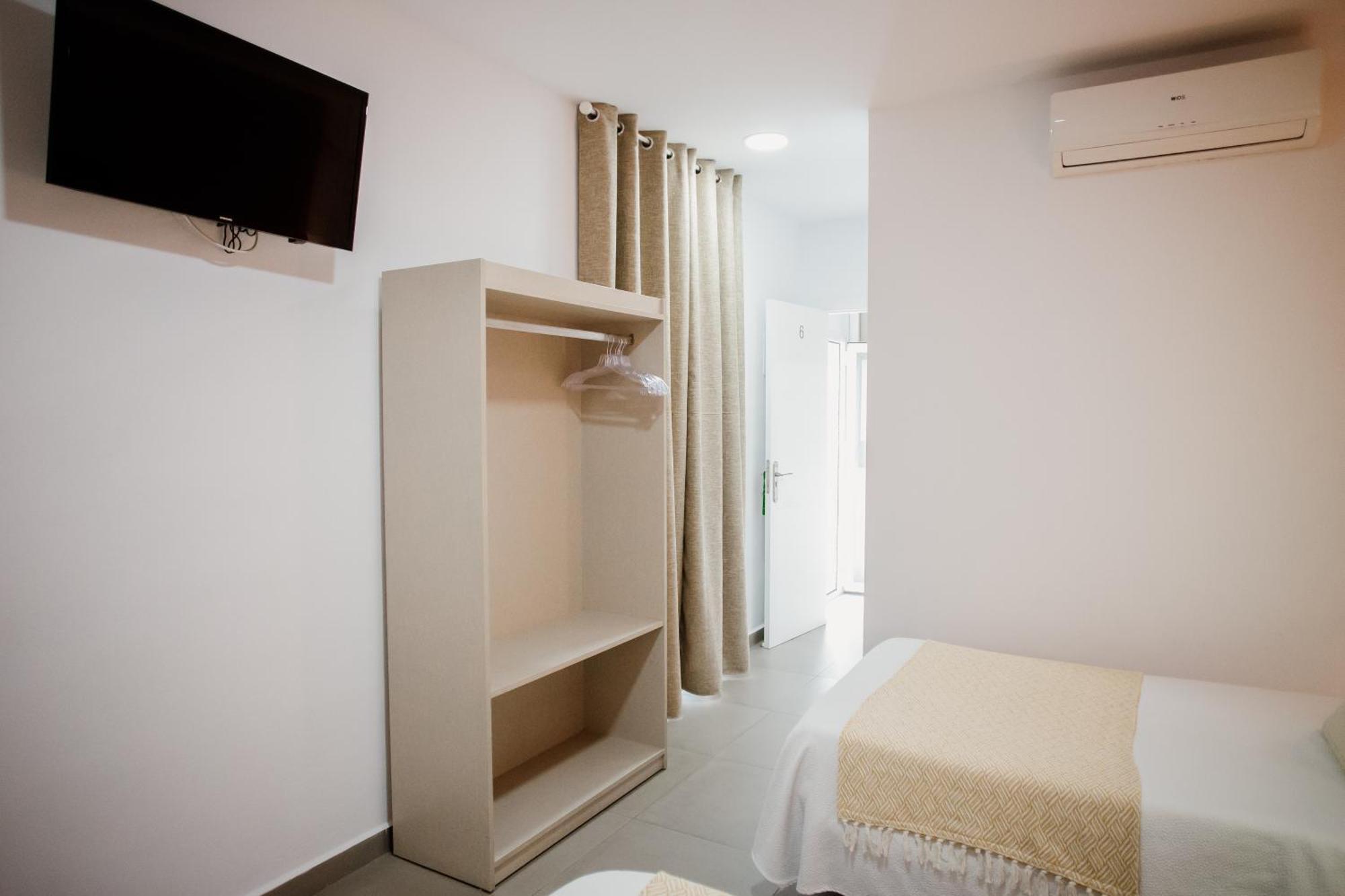 Apartamentos Turisticos Mastil 16 Málaga Exteriör bild