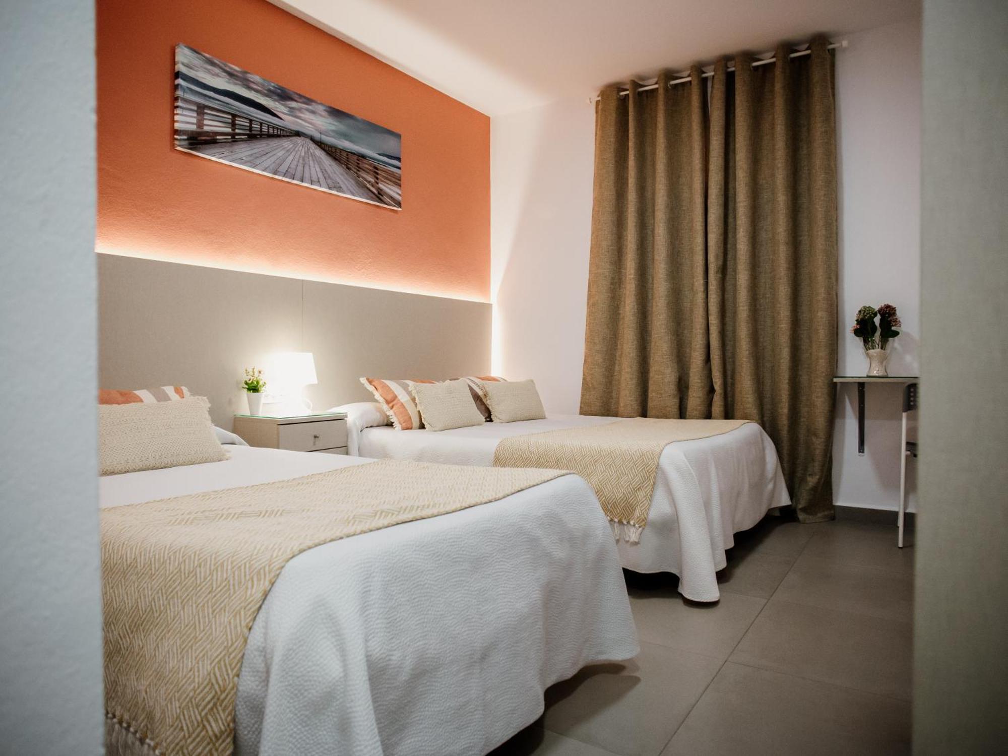 Apartamentos Turisticos Mastil 16 Málaga Exteriör bild