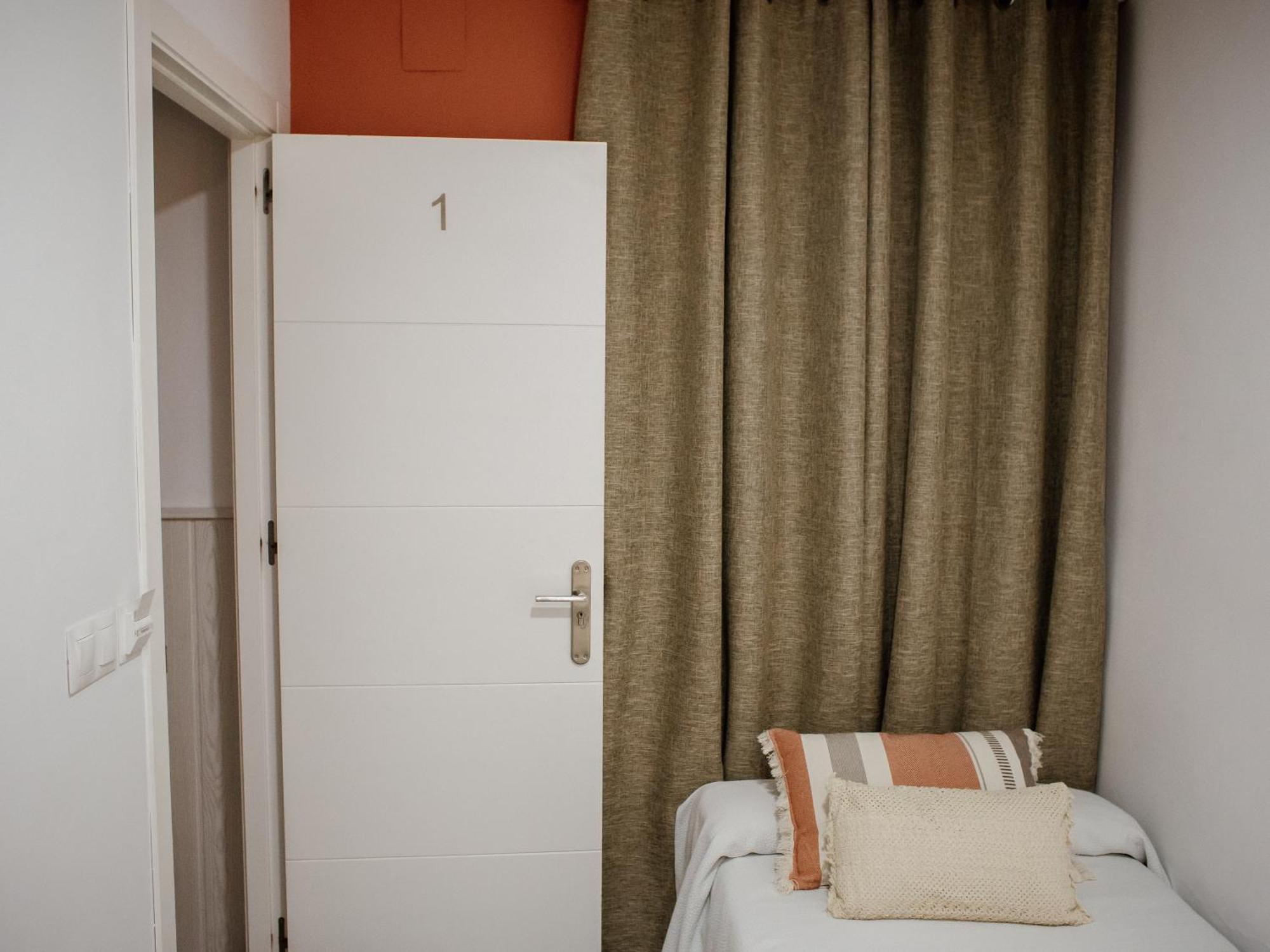 Apartamentos Turisticos Mastil 16 Málaga Exteriör bild